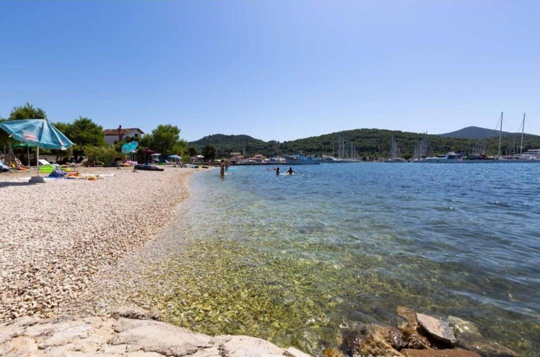 Apartman Carpe Diem Sutomiscica Εξωτερικό φωτογραφία